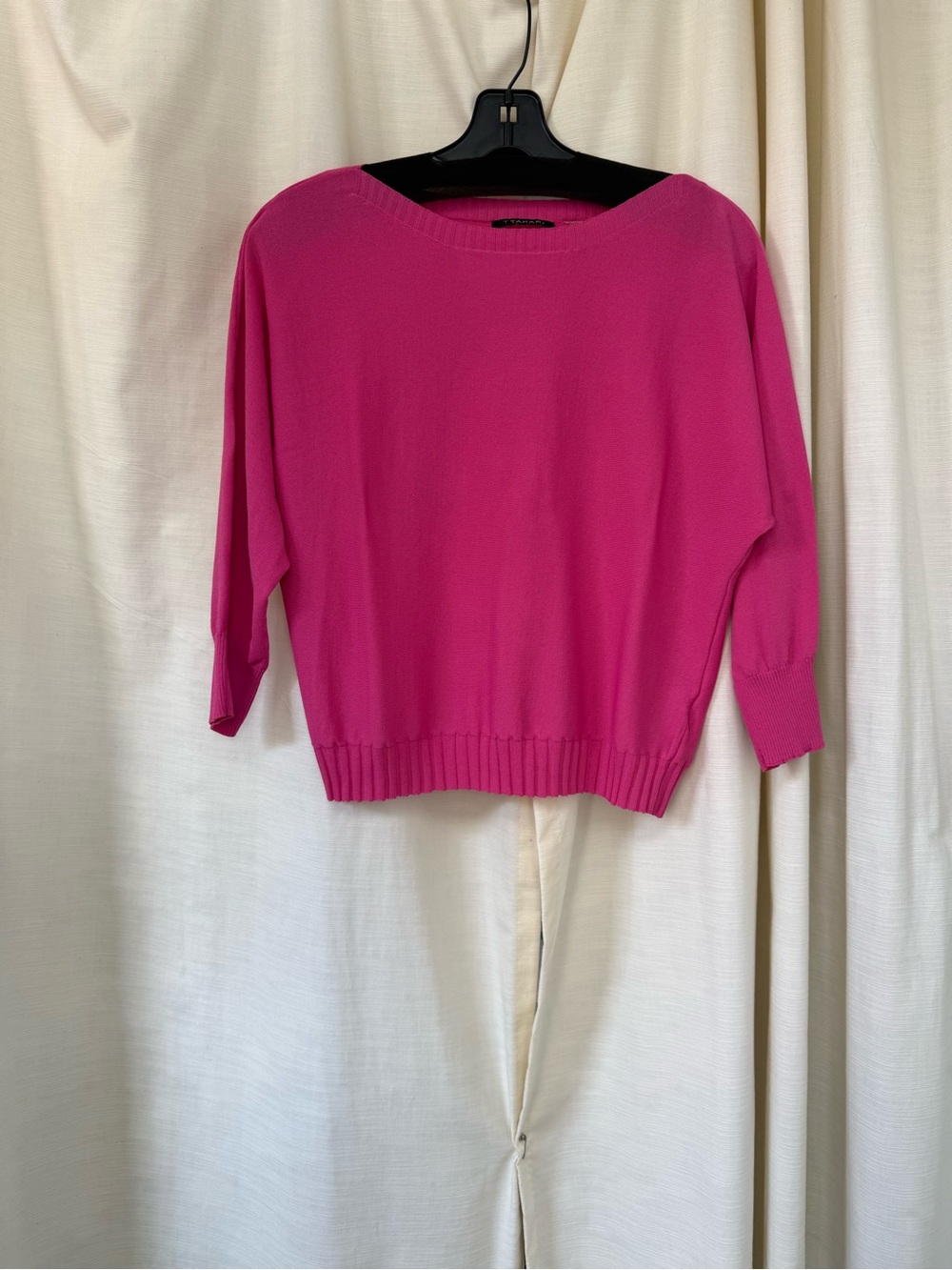 T Tahari Bright Fuchsia Scoop Neck Sweater